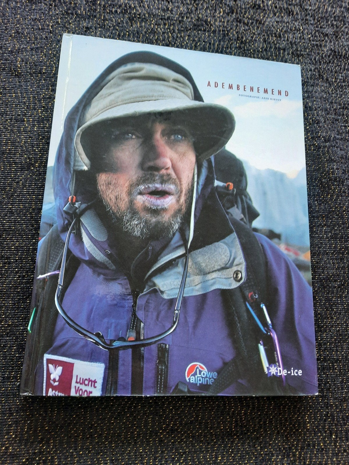 Adembenemend - Kleurenfotoboek Mount Everest expeditie, Overige merken, Ophalen of Verzenden, Zo goed als nieuw, Reisgids of -boek