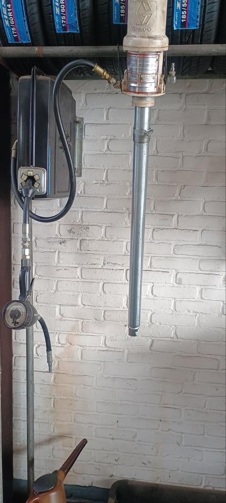 GRACO Motorolie afgifte systeem pomp met haspel, Ophalen of Verzenden