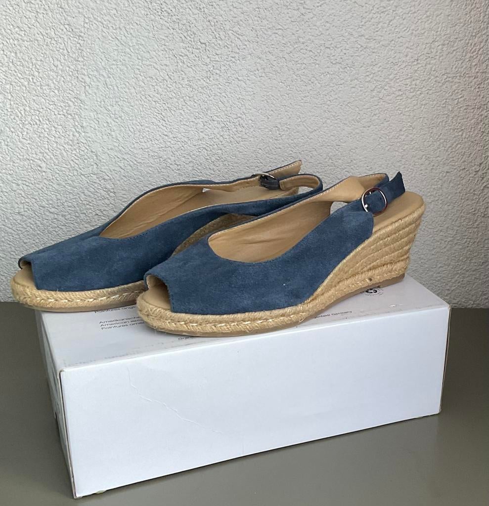 Gezellige zomer schoentjes, Blauw, Overige typen, Ophalen of Verzenden, Zo goed als nieuw