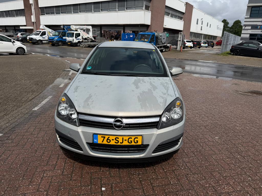 Opel Astra 1.6 16V 5D 77KW 2006 Grijs nap nw apk airco 142…., Auto's, Voorwielaandrijving, 15 km/l, 4 cilinders, 1165 kg