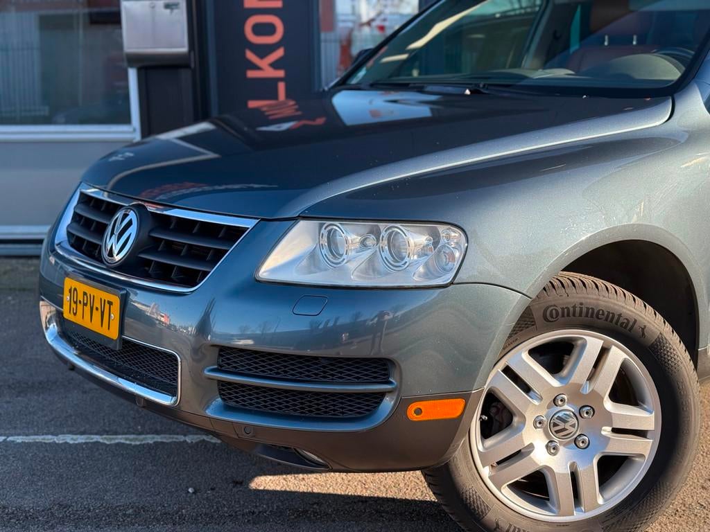 Volkswagen Touareg 4.2 V8 | Pano | Leer | Airco | Cruise, Auto's, Volkswagen, Gebruikt, 8 cilinders, Leder, Vierwielaandrijving