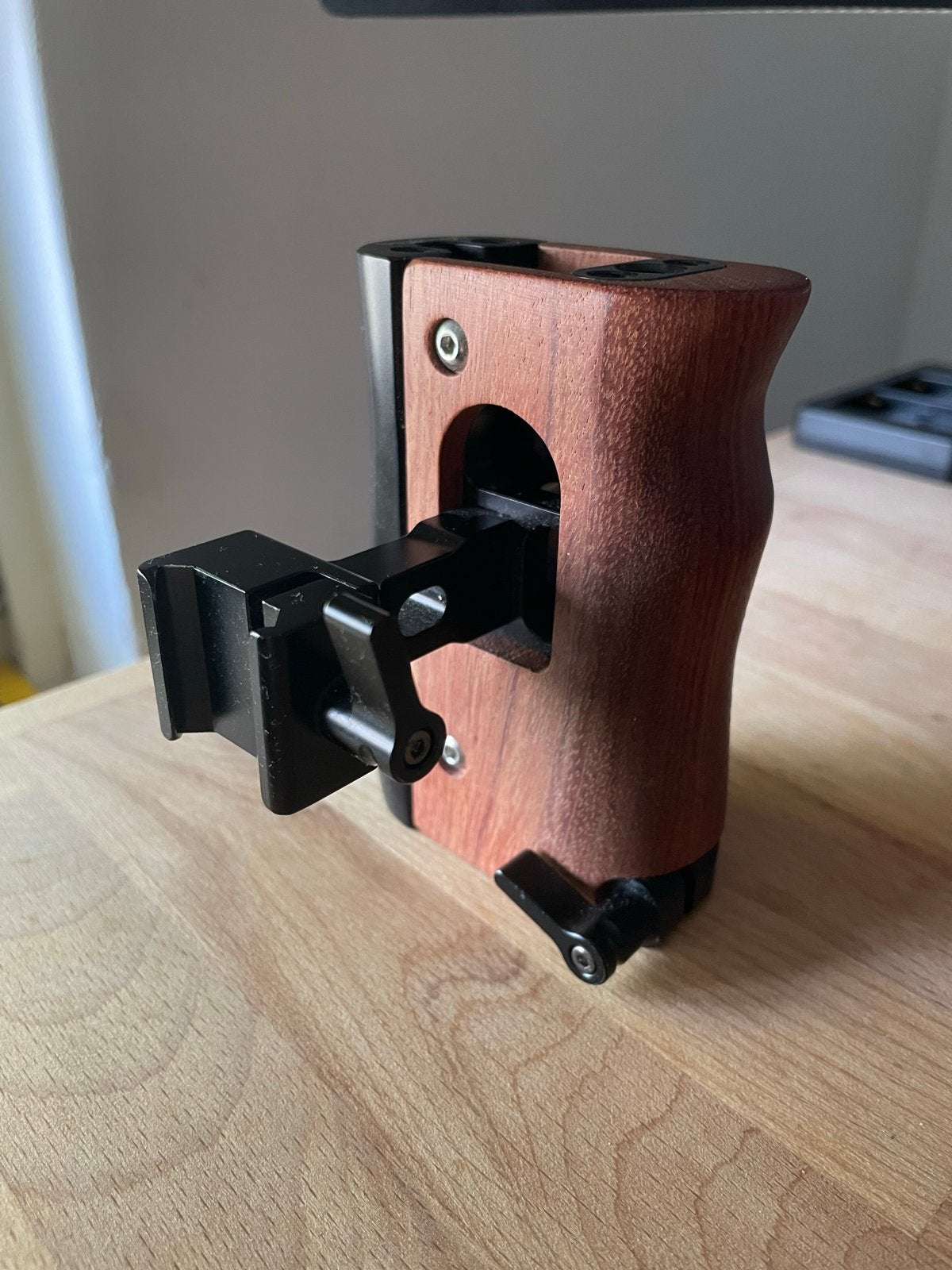 SmallRig Side Handle met NATO Rail en SSD Houder voor T5, SmallRig, Camera rig/cage, Ophalen of Verzenden, Zo goed als nieuw