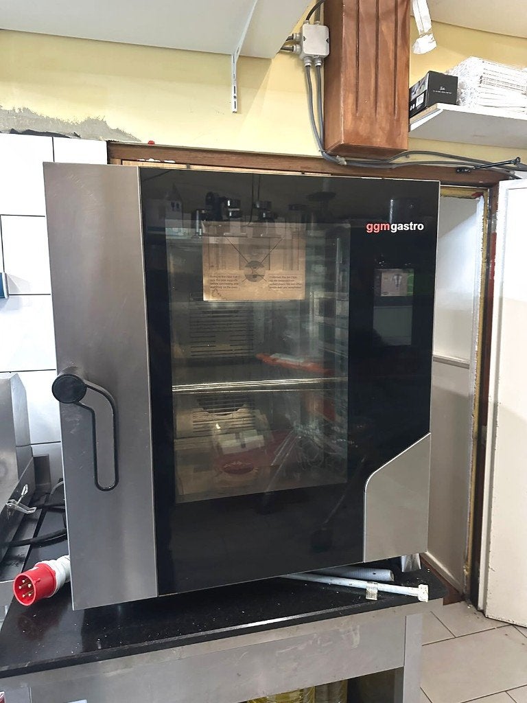 GGM Gastro professionele heteluchtoven met stoom, 400V, Witgoed en Apparatuur, Ophalen, Gebruikt, 60 cm of meer, Vrijstaand