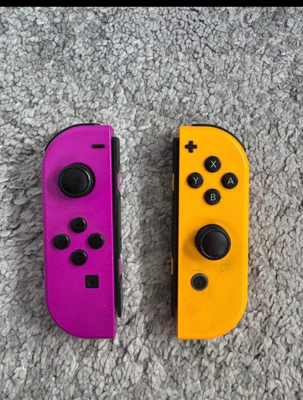 Orginele Nintendo Switch Joy-Cons - Paars & Geel, Spelcomputers en Games, Games | Nintendo Switch, Zo goed als nieuw, Ophalen of Verzenden