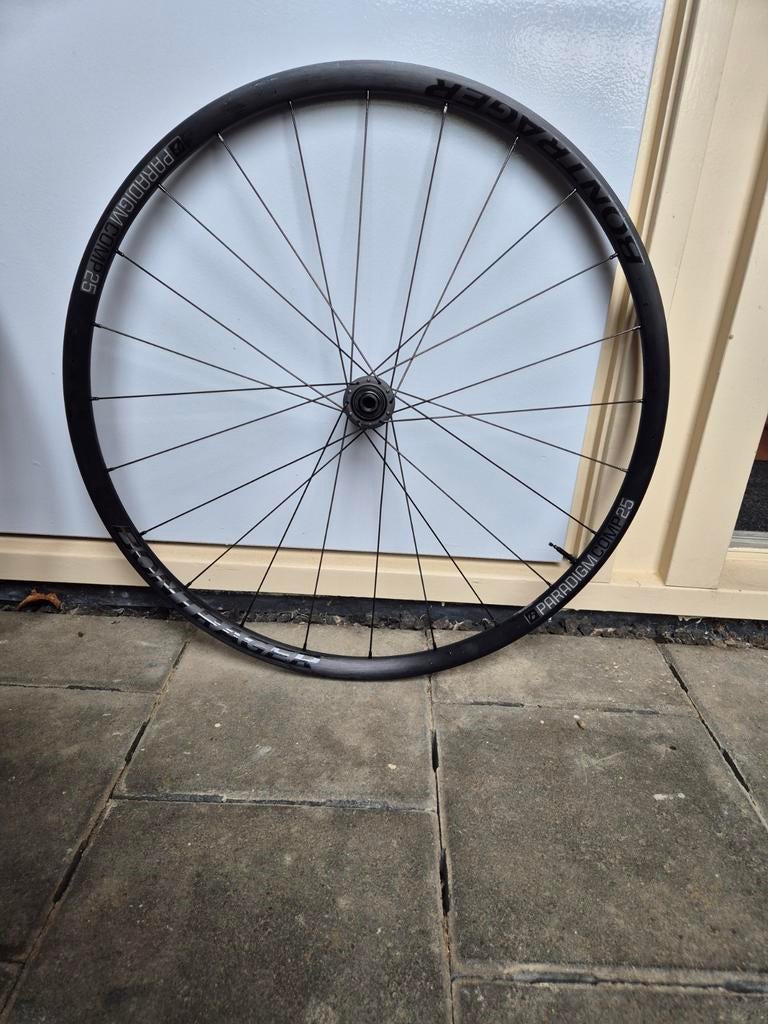 Bontrager Paradigm Comp 25 Wiel - Zo goed als nieuw, Fietsen en Brommers, Fietsonderdelen, Zo goed als nieuw, Wiel, Aluminium