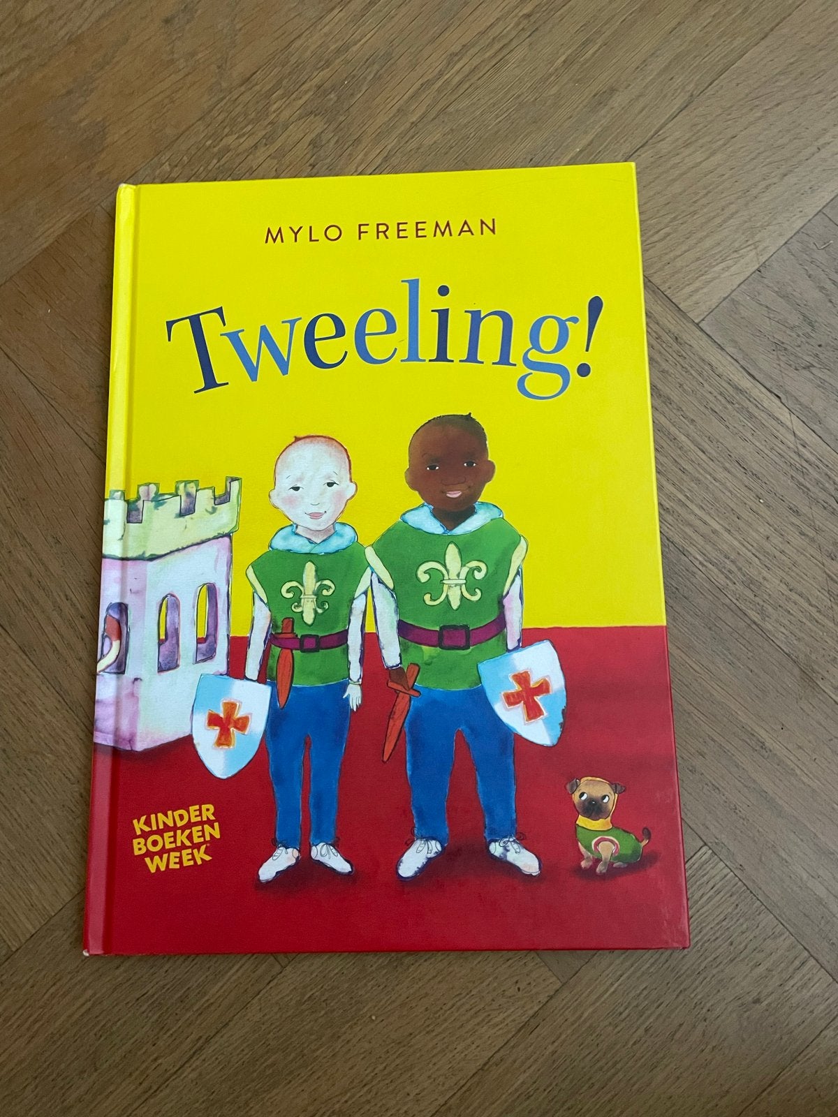 Tweeling! - Mylo Freeman (Kinderboekenweek), Boeken, Ophalen of Verzenden, Zo goed als nieuw, Fictie algemeen