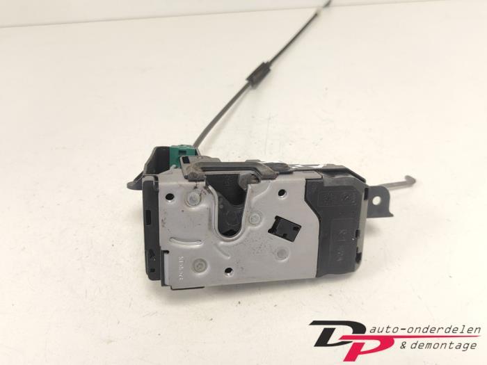 Deurslot Mechaniek 4Deurs rechts-voor van een Opel Astra, Gebruikt, -, -, Opel