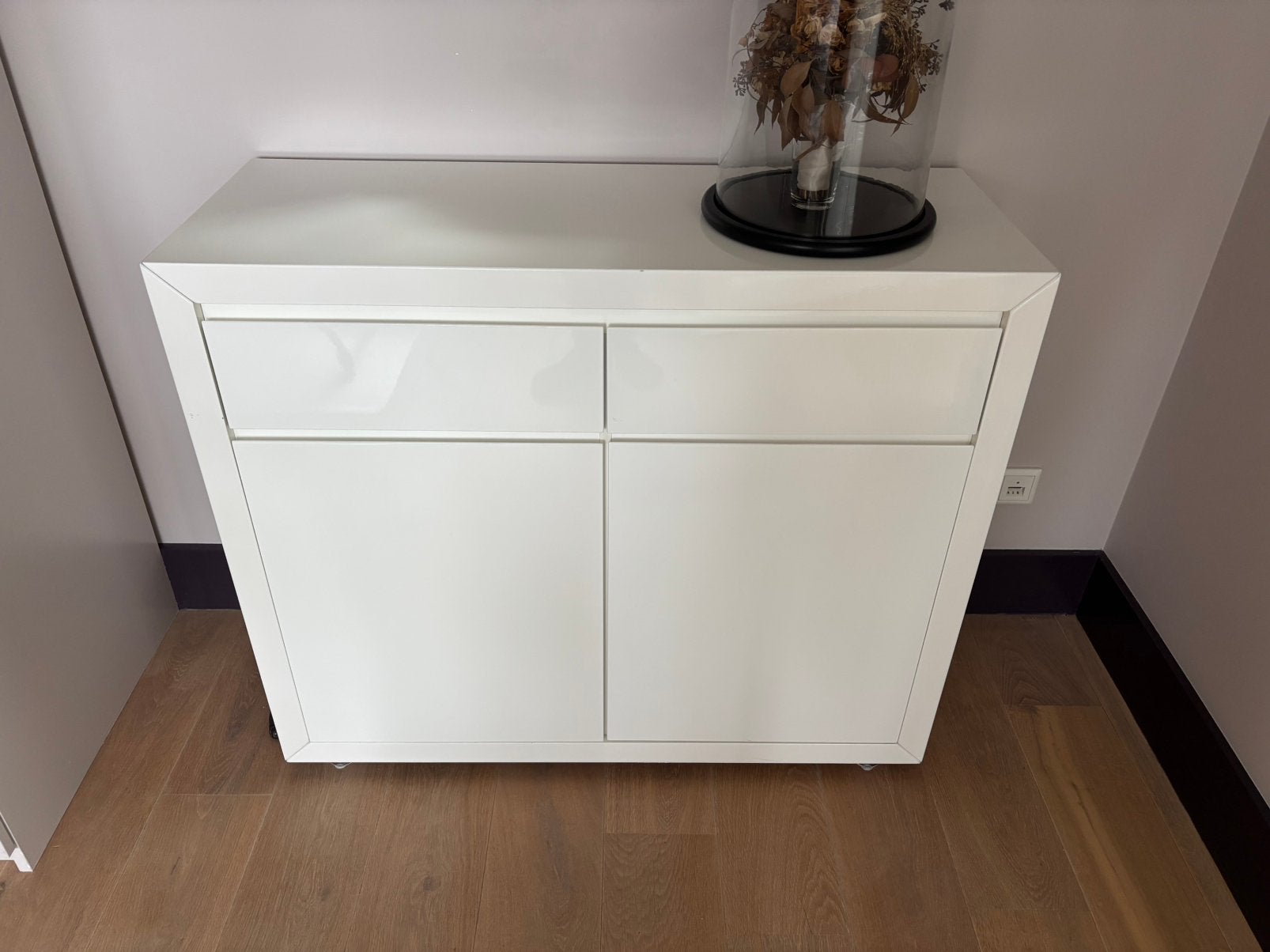 Design dressoir hoogglans wit, 2 lades + 2 deuren, Ophalen, Gebruikt, 25 tot 50 cm