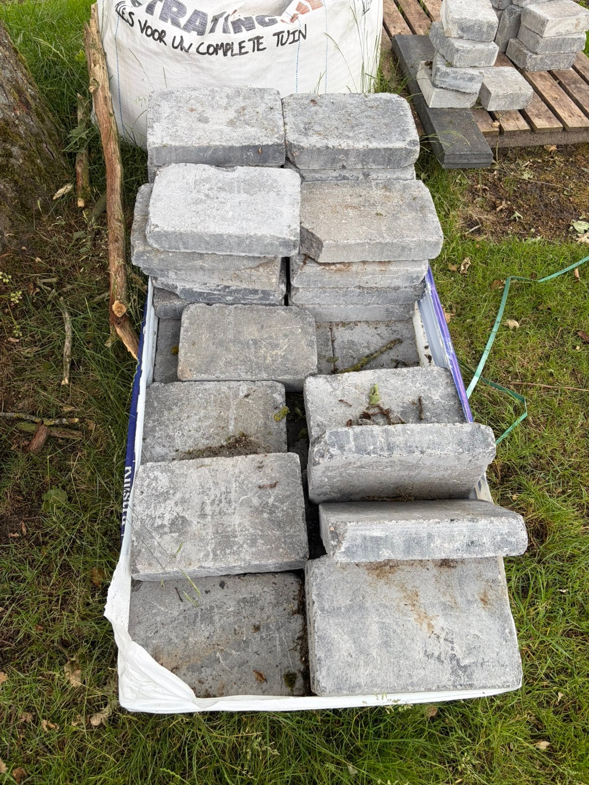 Trommelstenen 20x30x6 grijs zwart, Ophalen, Nieuw, Minder dan 5 m², Beton
