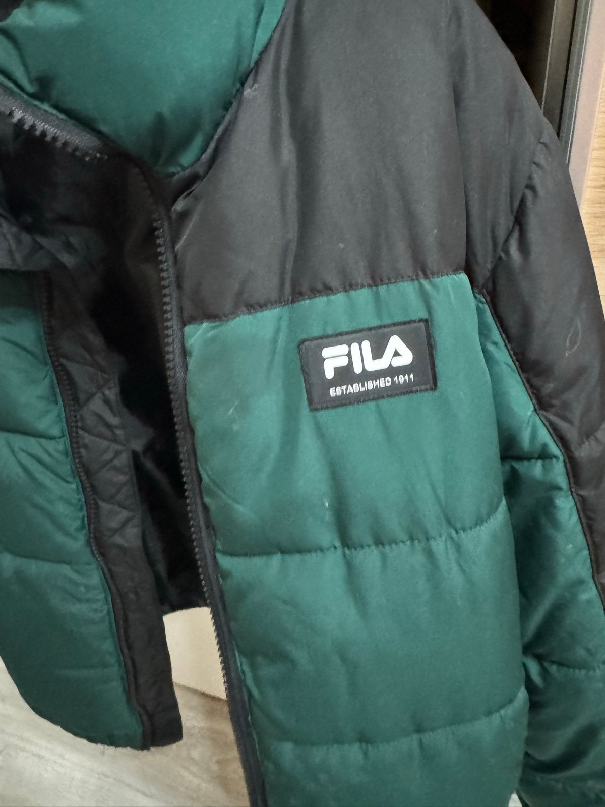 Fila Pufferjack Maat 146 Zwart/Groen, Ophalen of Verzenden, Gebruikt, Jongen of Meisje, Jas