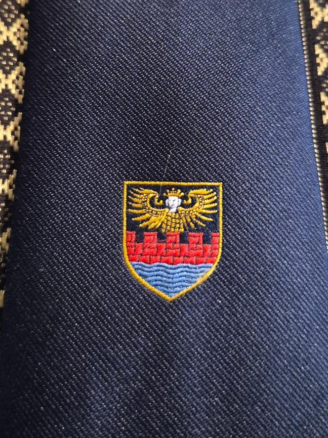 Emden Gemeente in Nedersaksen, Duitsland stropdas, Kleding | Heren, Stropdassen, Ophalen of Verzenden, Nieuw