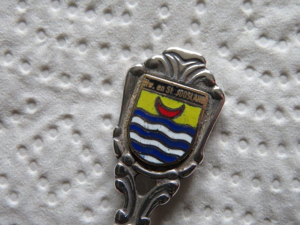 Lepeltje Wapen Nieuw- en Sint Joosland (emaille), Verzenden, Gebruikt, Overige materialen, Bestek