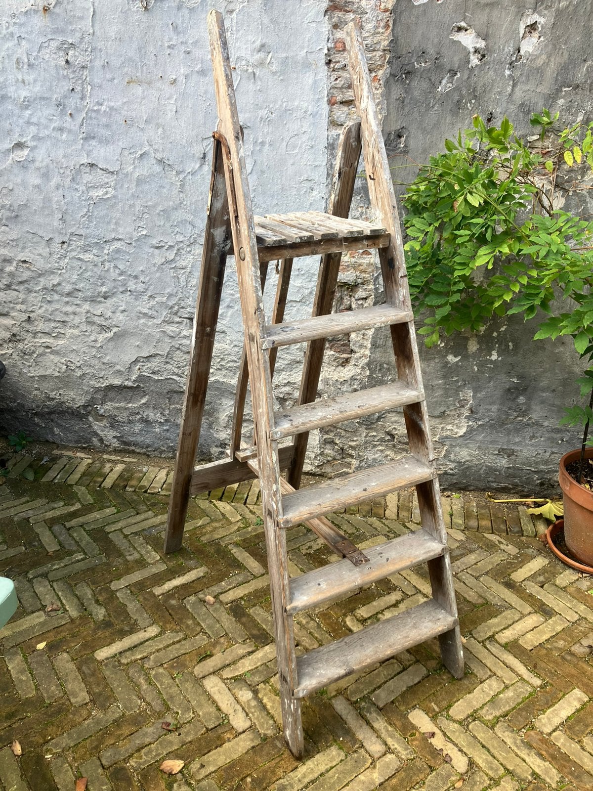 Oude houten schilderstrap voor vintage, Doe-het-zelf en Verbouw, Ophalen, Gebruikt, Minder dan 2 meter