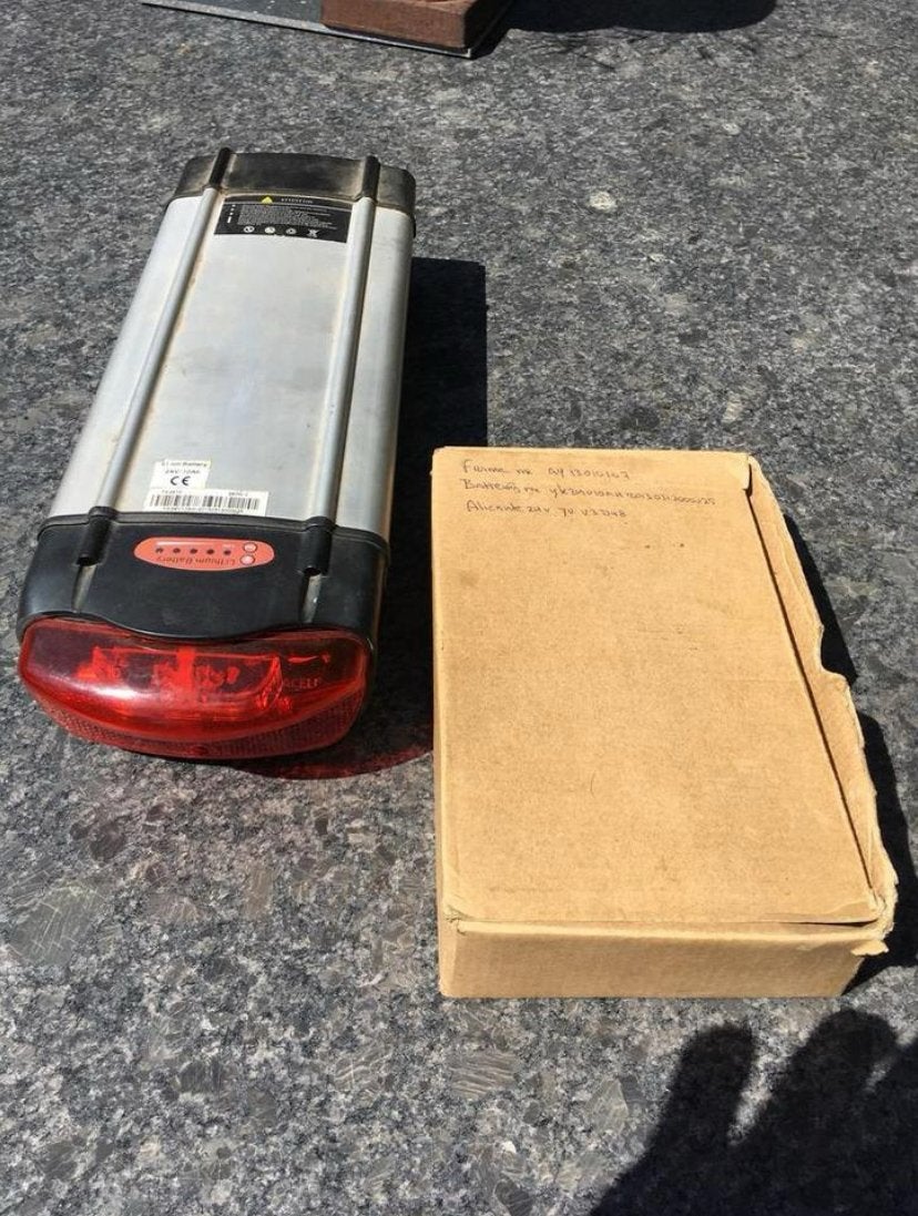 Fietsaccu 24 volt 10 amphere Sundvall, Gebruikt