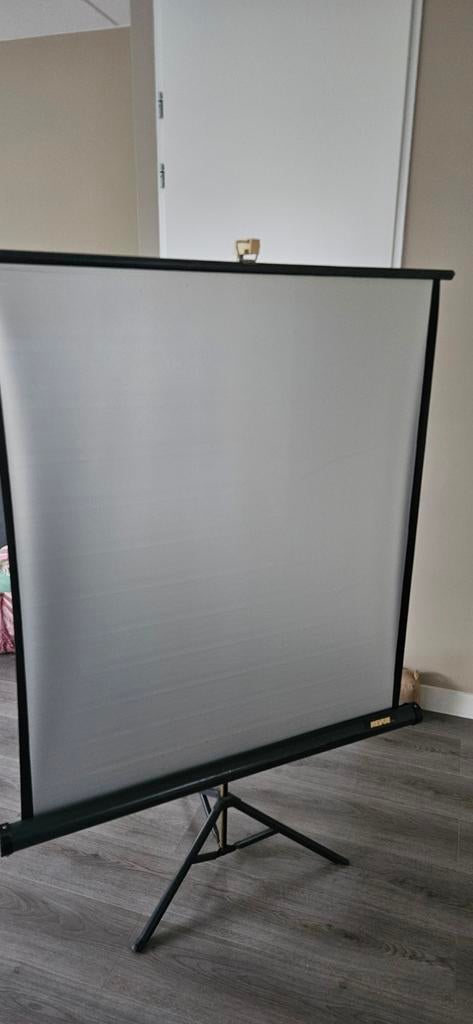 Projectiescherm op statief, Audio, Tv en Foto, Projectieschermen, Ophalen of Verzenden