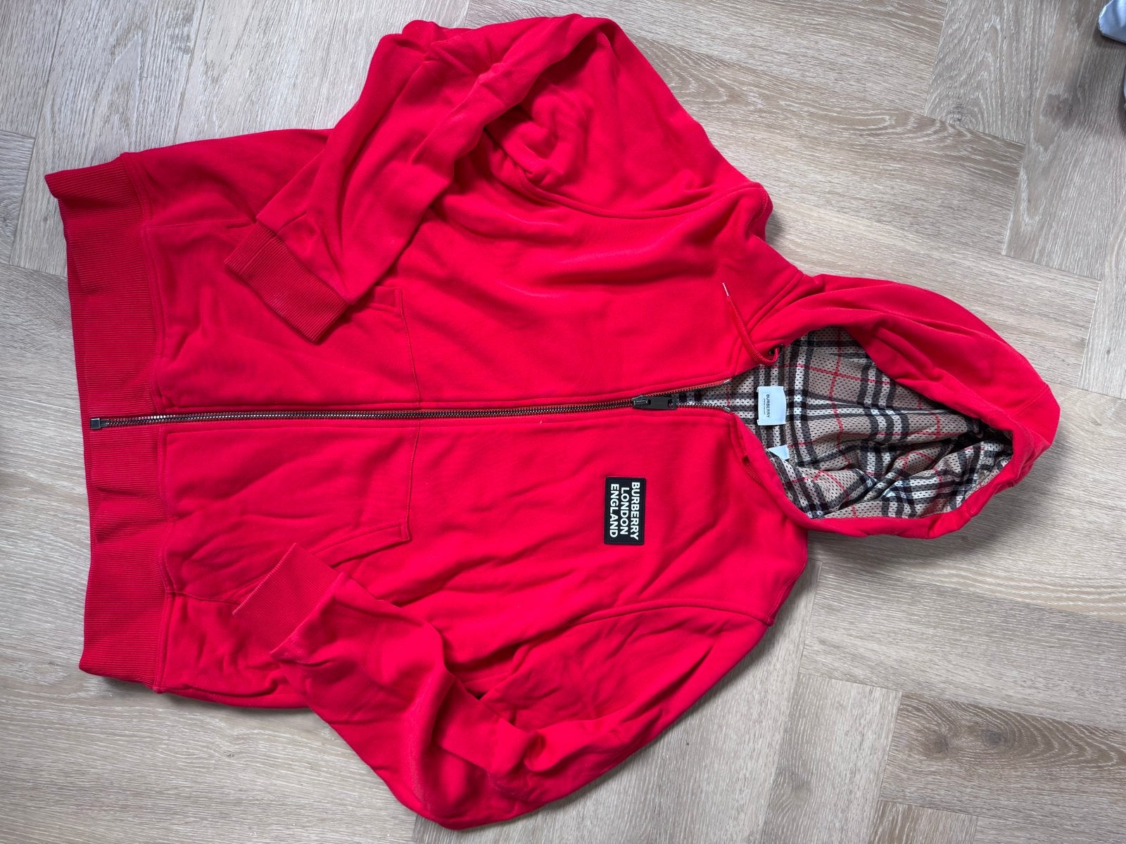 Burberry vest rood maat M - Zo goed als nieuw, Ophalen of Verzenden, Zo goed als nieuw, Maat 48/50 (M), Rood