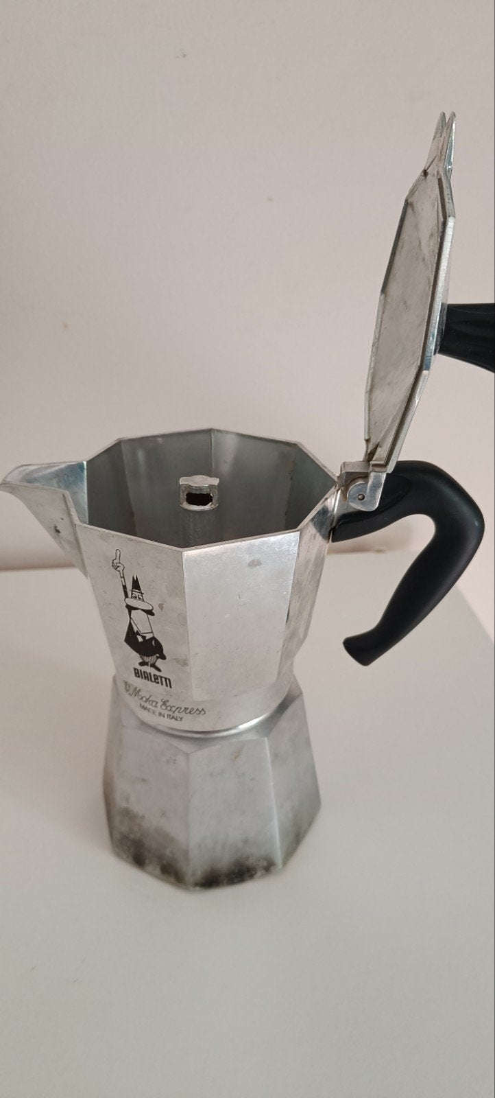 Bialetti Moka Express percolator - Gebruikt, Ophalen, Gebruikt, Overige modellen, Gemalen koffie