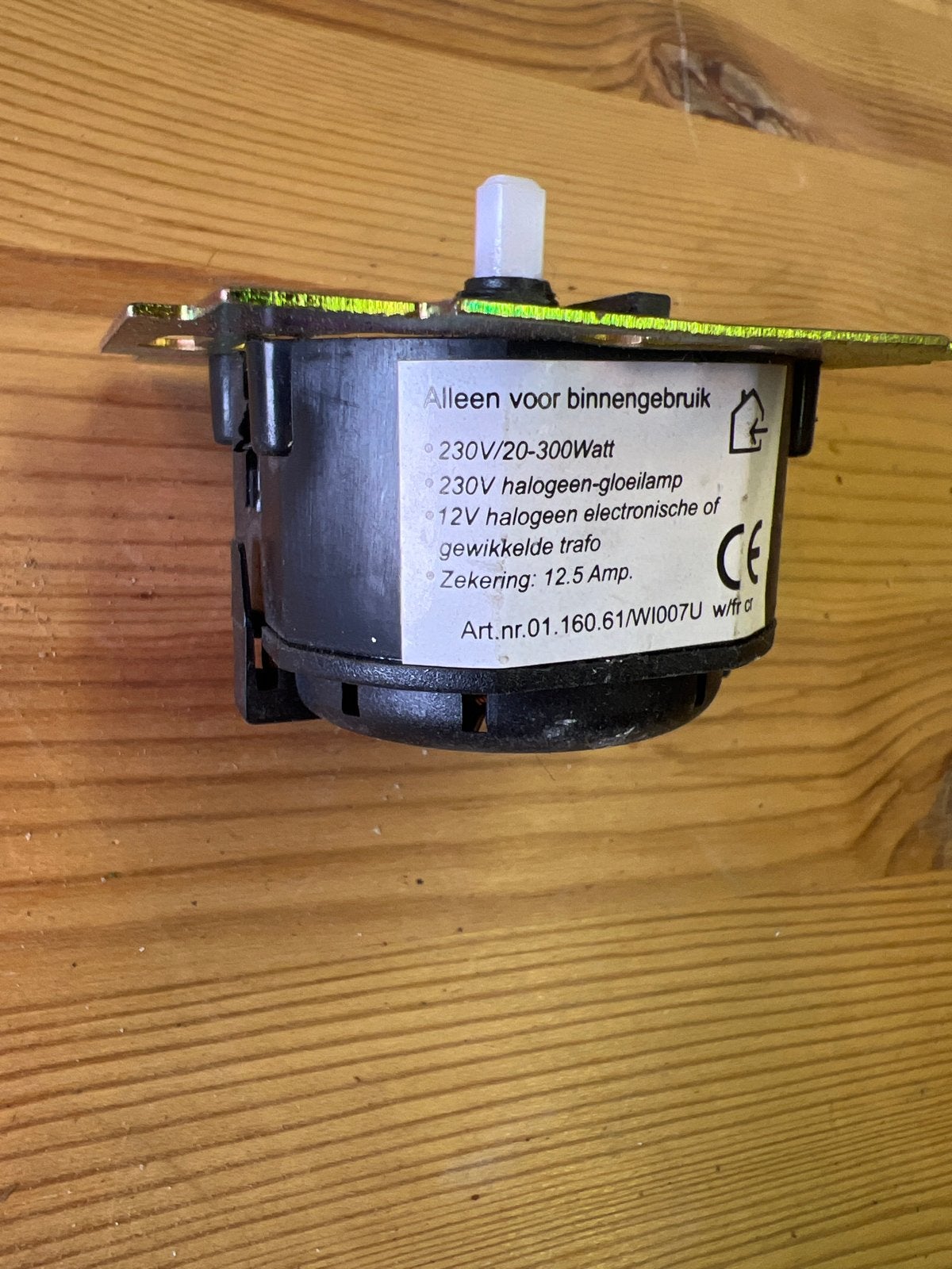 Binnenhuis dimmer 20-300W voor halogeen en gloeilampen, Doe-het-zelf en Verbouw, Elektra en Kabels, Ophalen of Verzenden, Gebruikt
