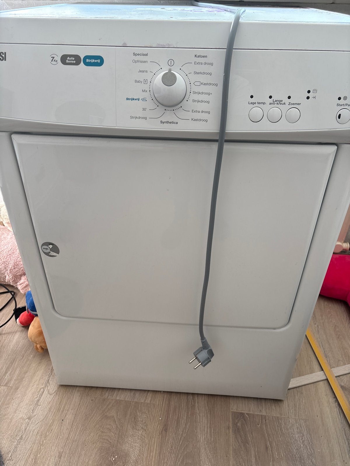 Zanussi Lindo 100 7kg droger met AutoSense en Strijkvrij, Ophalen, 6 tot 8 kg, Gebruikt, Voorlader