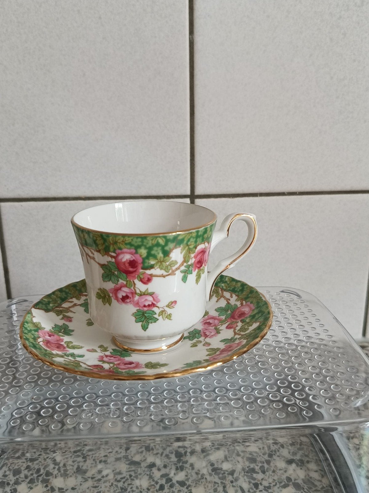 2x kop en schotel Royal Stafford Olde English Garden, Ophalen