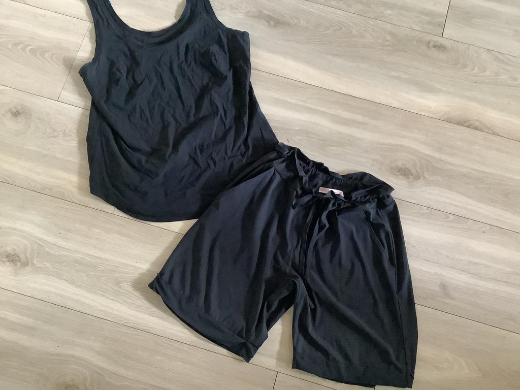 Studio Anneloes travelstof bermuda s met cloud top, Kleding | Dames, Broeken en Pantalons, Zwart, Ophalen of Verzenden, Zo goed als nieuw