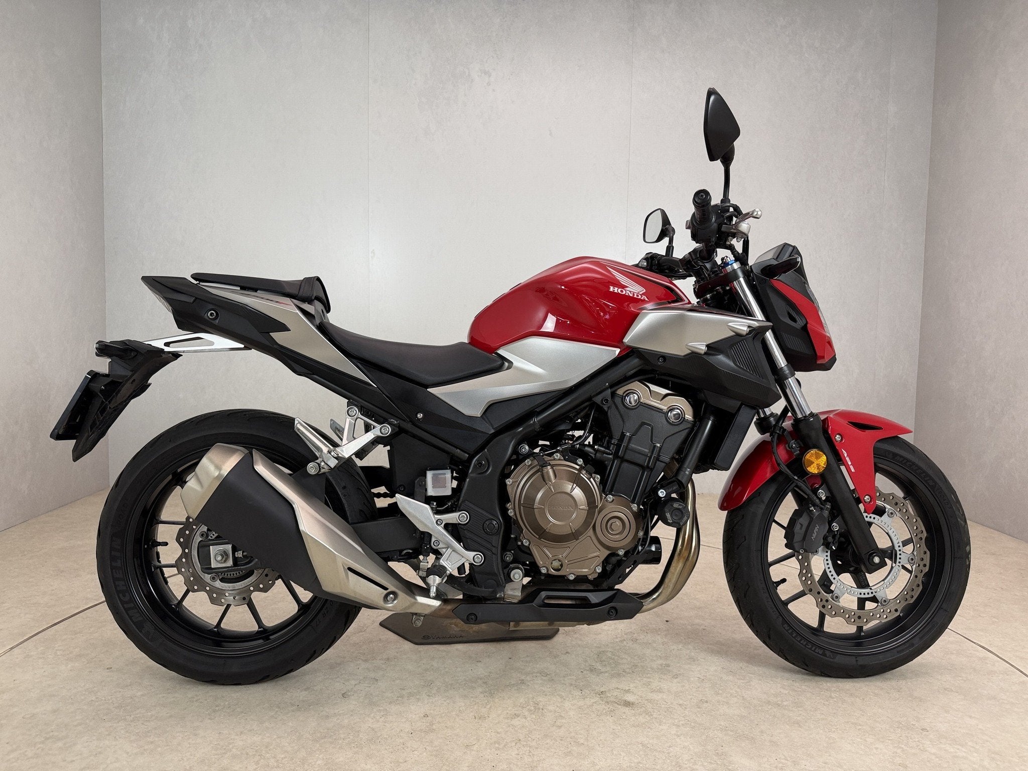 Honda CB 500 F ABS (bj 2019), Motoren, Cco@honda-eu.com, Stroombaan 4
1181 VX  Amstelveen, Honda Motor Europe Ltd, Bedrijf