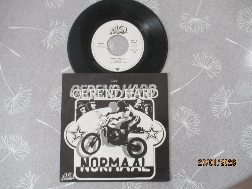 Normaal Oerend Hard    Live, Cd's en Dvd's, Vinyl Singles, Originele persing, 7 inch, Ophalen of Verzenden, Zo goed als nieuw