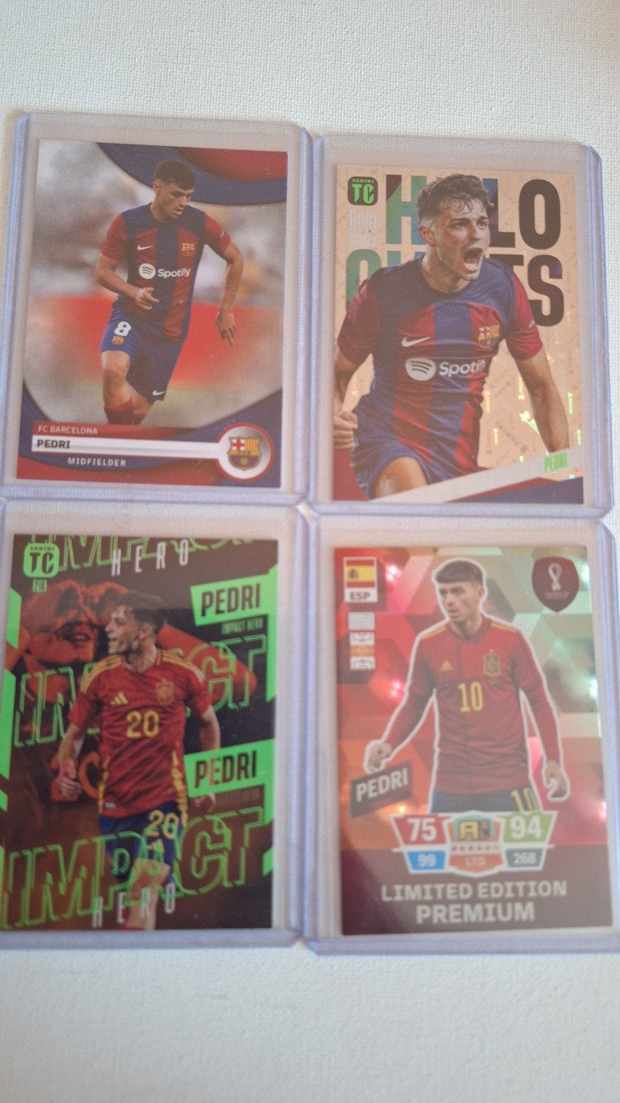 Pedri Voetbalkaarten Collectie - FC Barcelona & Spanje, Ophalen of Verzenden, Zo goed als nieuw, Buitenlandse clubs, Spelerskaart