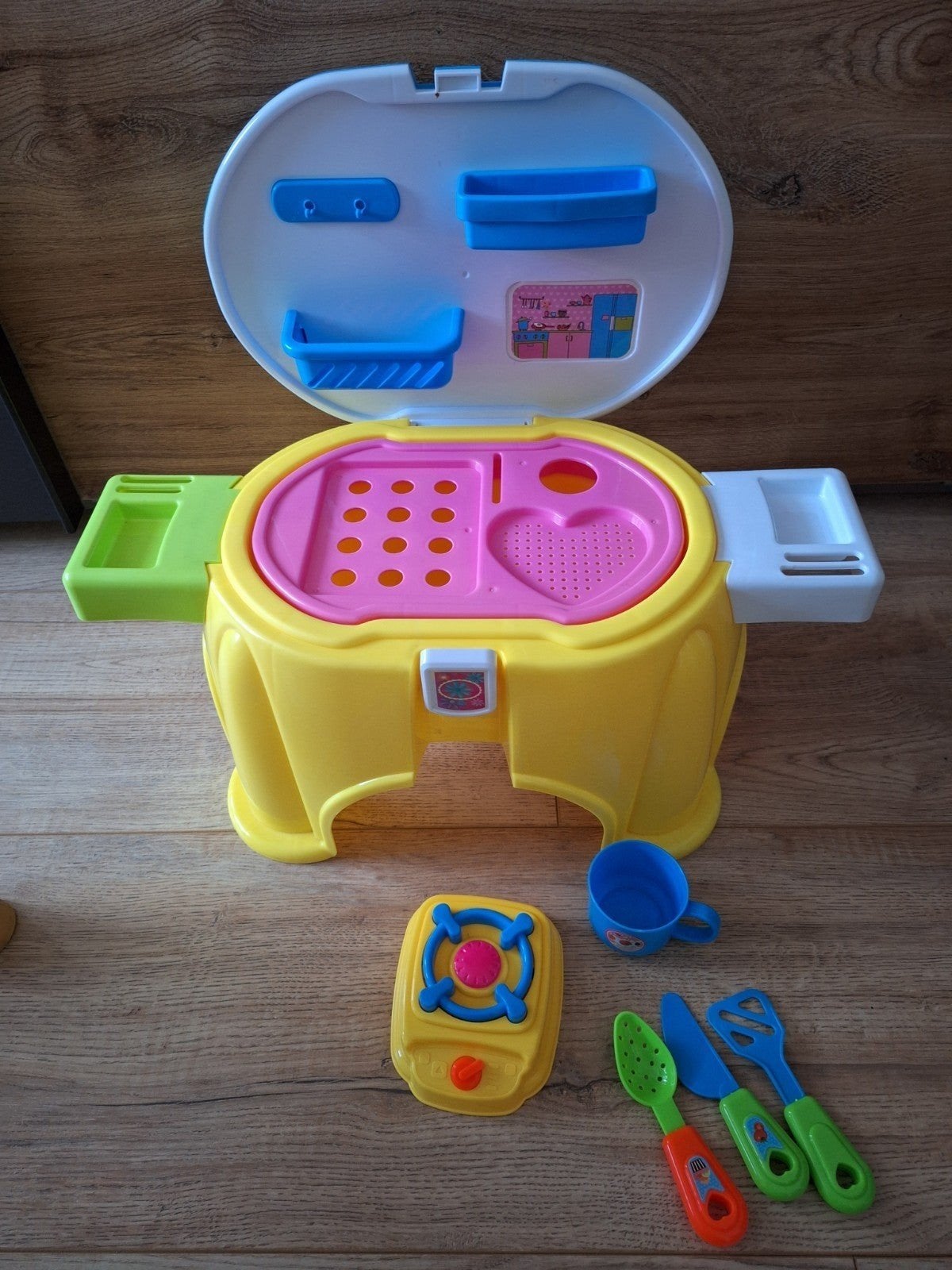 Compact draagbaar speelkeukentje met extra keukenspulletjes, Ophalen of Verzenden, Overige typen