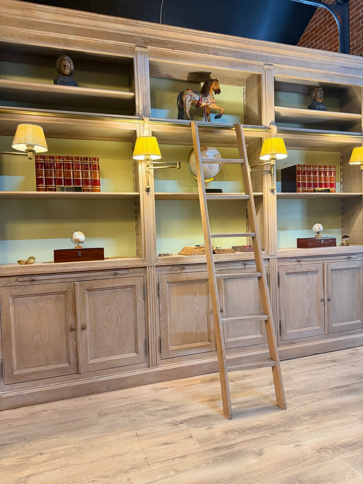 BALMORE Boekenkast 3-delig met ladder, eikenhout, Zo goed als nieuw, 200 cm of meer, Flamant Design N.V., 25 tot 50 cm