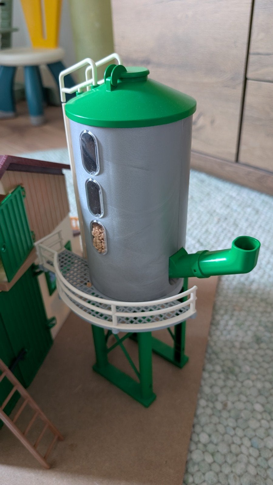 Foto 6 van Playmobil Boerderij met Tractor en Silo (70132, 71249)