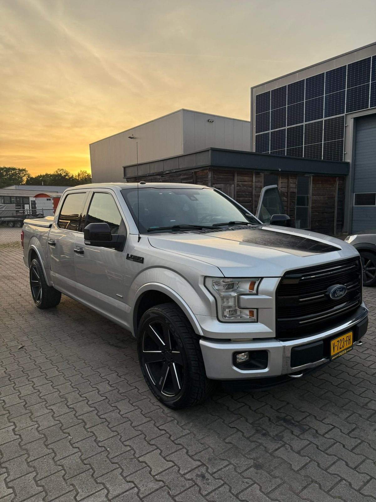 Ford F150 Platinum 2017 BTW Auto, Auto's, 370 pk, 2217 kg, Origineel Nederlands, Particulier