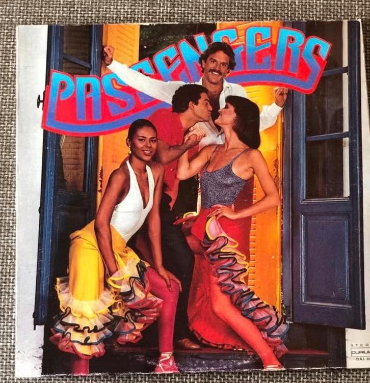 LP Passengers, Ophalen of Verzenden, Zo goed als nieuw, 12 inch, Wereldmuziek