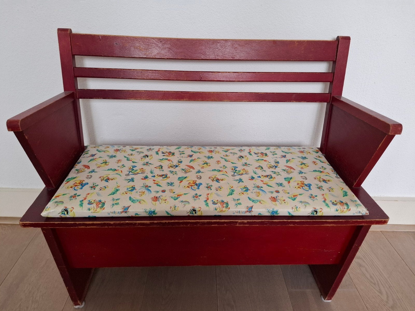 Retro kinderbankje met opbergruimte - Authentiek, Ophalen of Verzenden