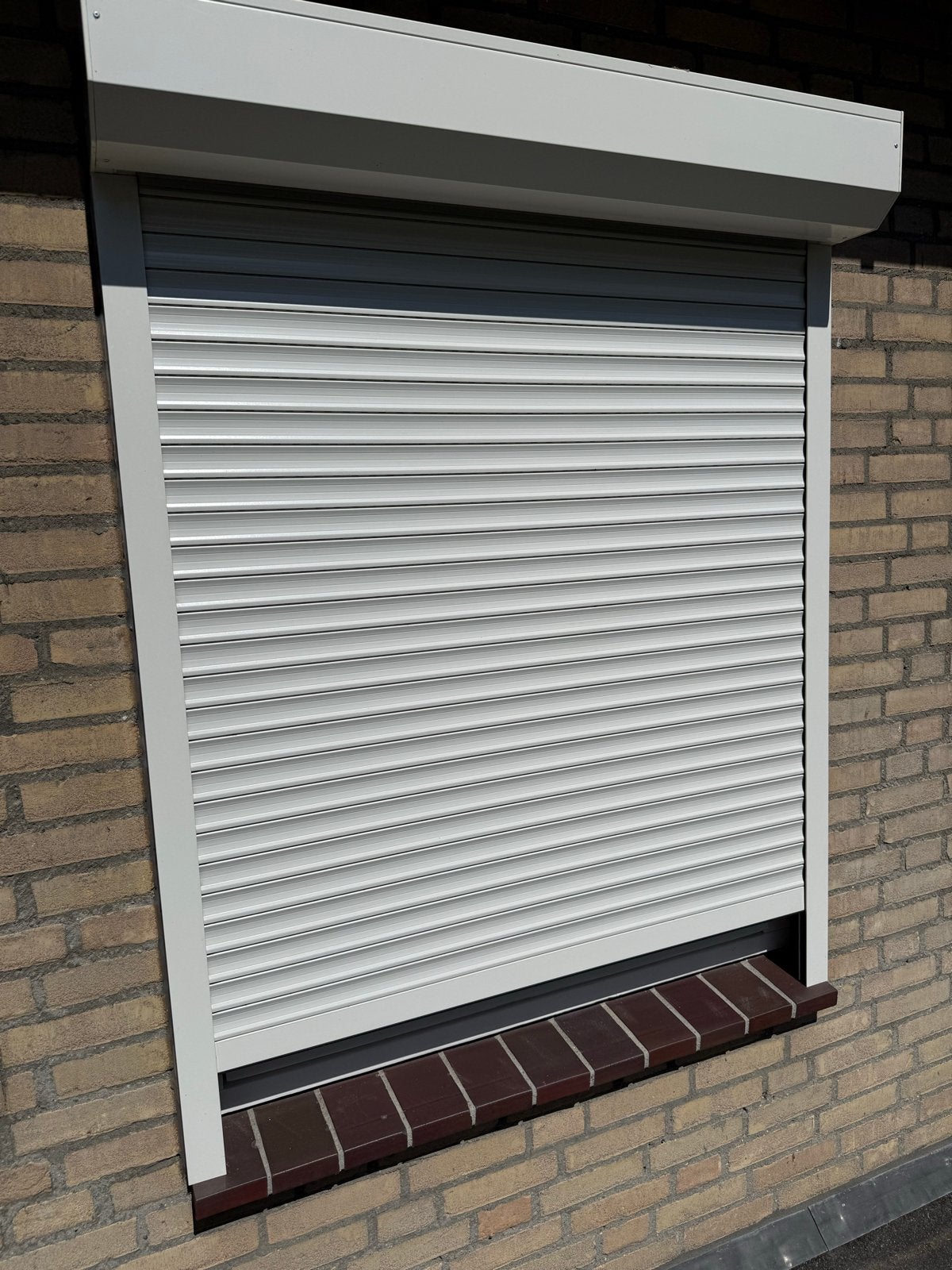 5 Rolluiken (2019) met handbediening, aluminium, kleur 9001, Ophalen, Gebruikt, 150 tot 200 cm, Overige kleuren
