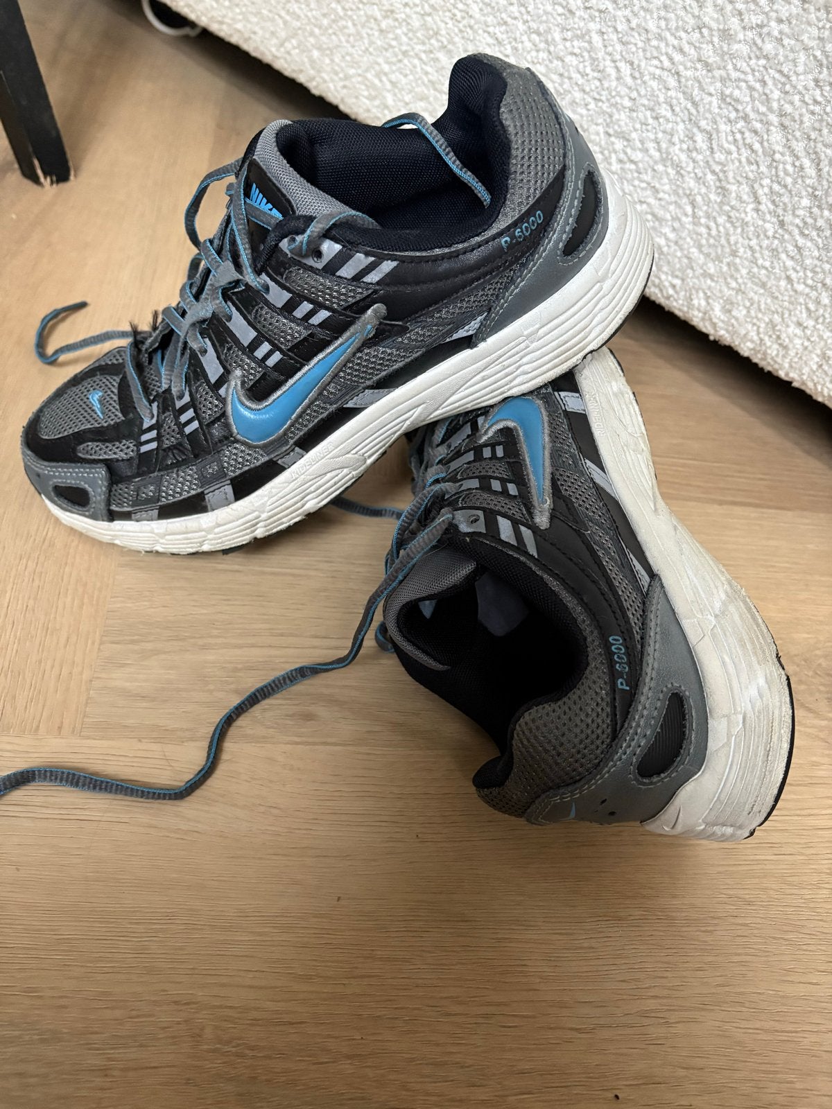Nike P-6000 Sneakers - Maat 38,5, Ophalen of Verzenden, Gedragen, Zwart, Sneakers of Gympen