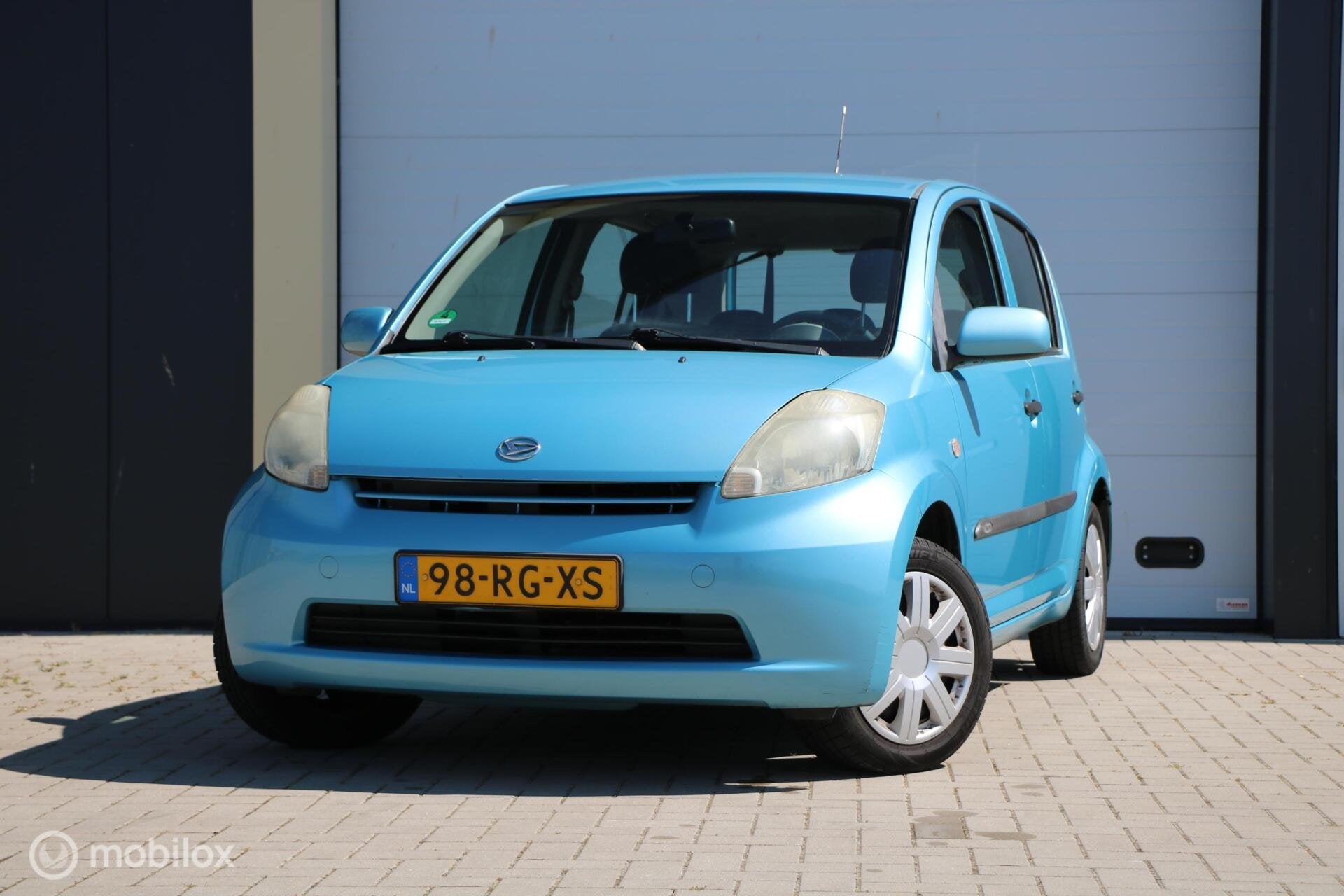 Daihatsu Sirion 1.0 Trend | Opknapper €500, Auto's, Daihatsu, Voorwielaandrijving, Gebruikt, Blauw, Bedrijf
