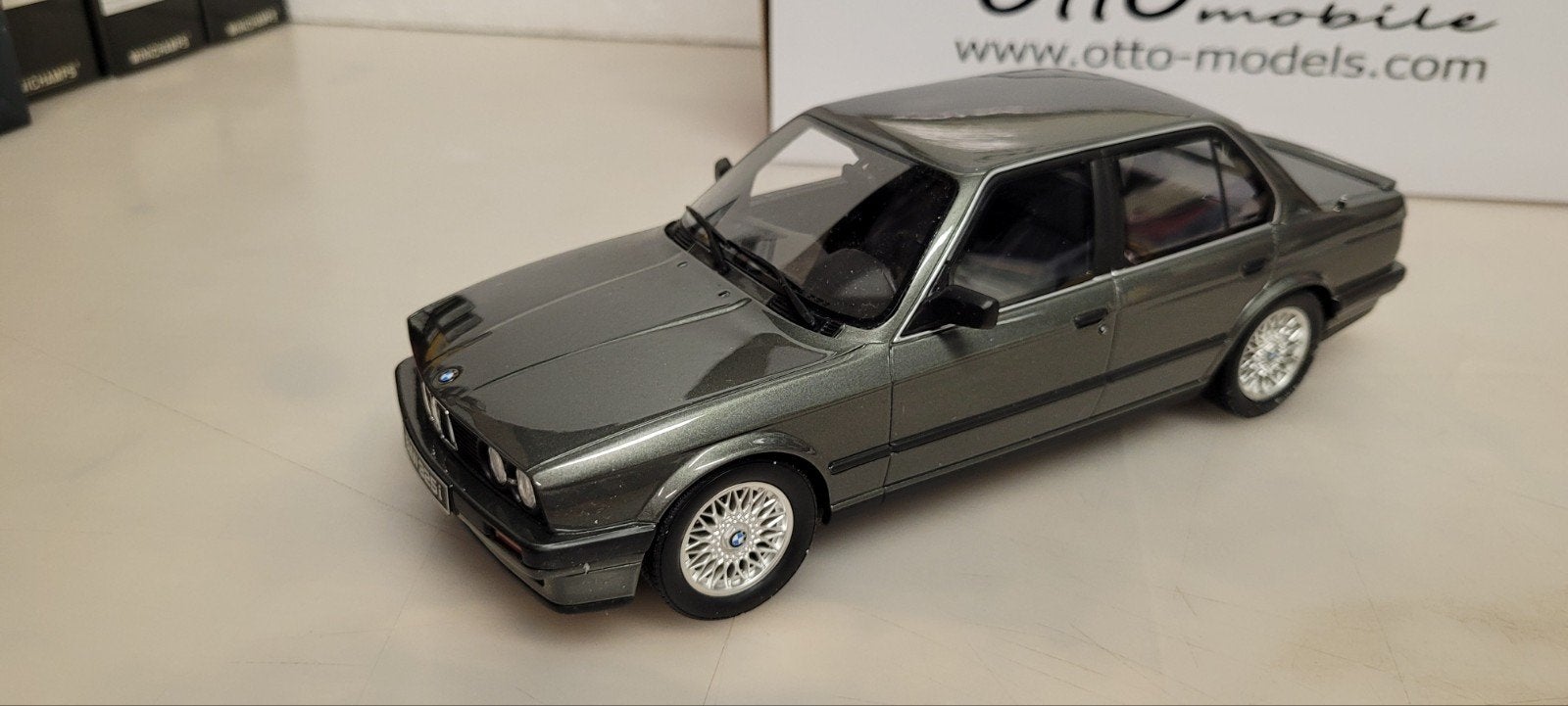 OTTO BMW 325i sedan E30, Ophalen of Verzenden, Zo goed als nieuw, Auto, OttOMobile