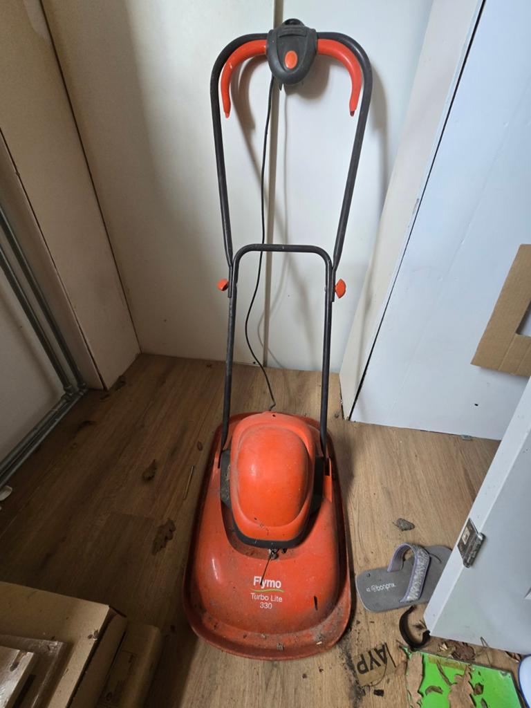 Flymo Turbo Lite 330 Elektrische Grasmaaier, Gebruikt, Elektrische grasmaaier, Ophalen of Verzenden, Flymo