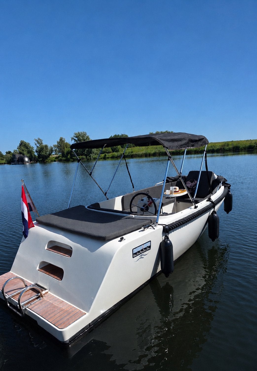 Mooie sloep van Meersloep 600 te koop.20 pk,4t &boegschroef., Ophalen, Meersloep, Zo goed als nieuw, Antifouling