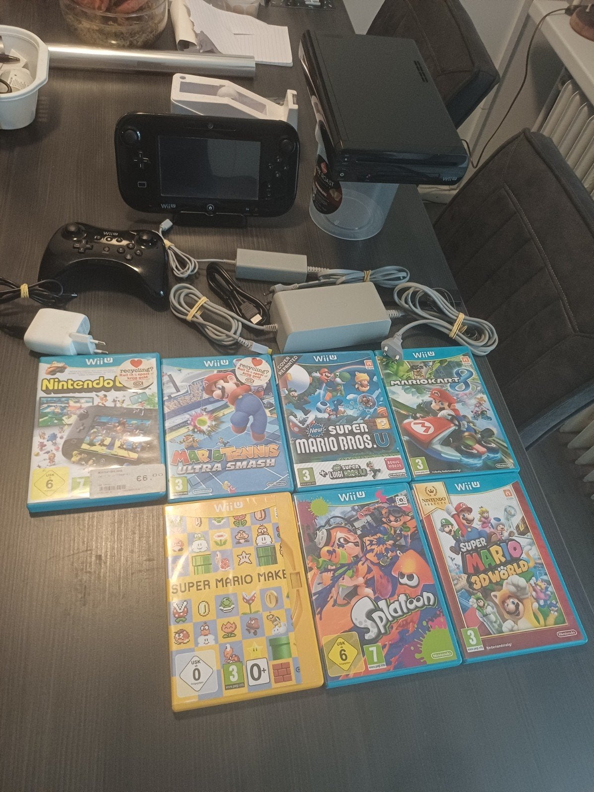 Nintendo Wii U Zwart met 2 controller en 7 games, Ophalen of Verzenden, Gebruikt, Met 2 controllers, Met games