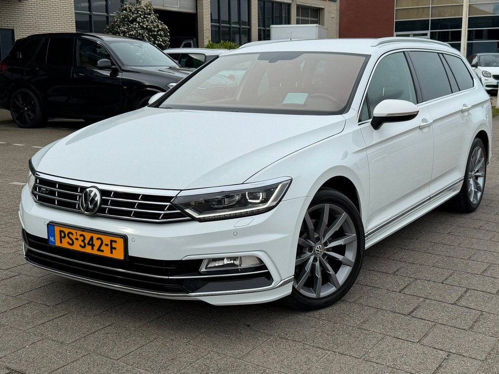 Volkswagen Passat Variant 1.4 TSI Highline Business R, Auto's, Volkswagen, 125 pk, Gebruikt, 4 cilinders, Wit