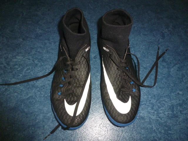 HAAST NIEUW 1 paar blauw/zwarte NIKE sportschoenen maat 42, Kinderen en Baby's, Ophalen of Verzenden, Zo goed als nieuw, Nike