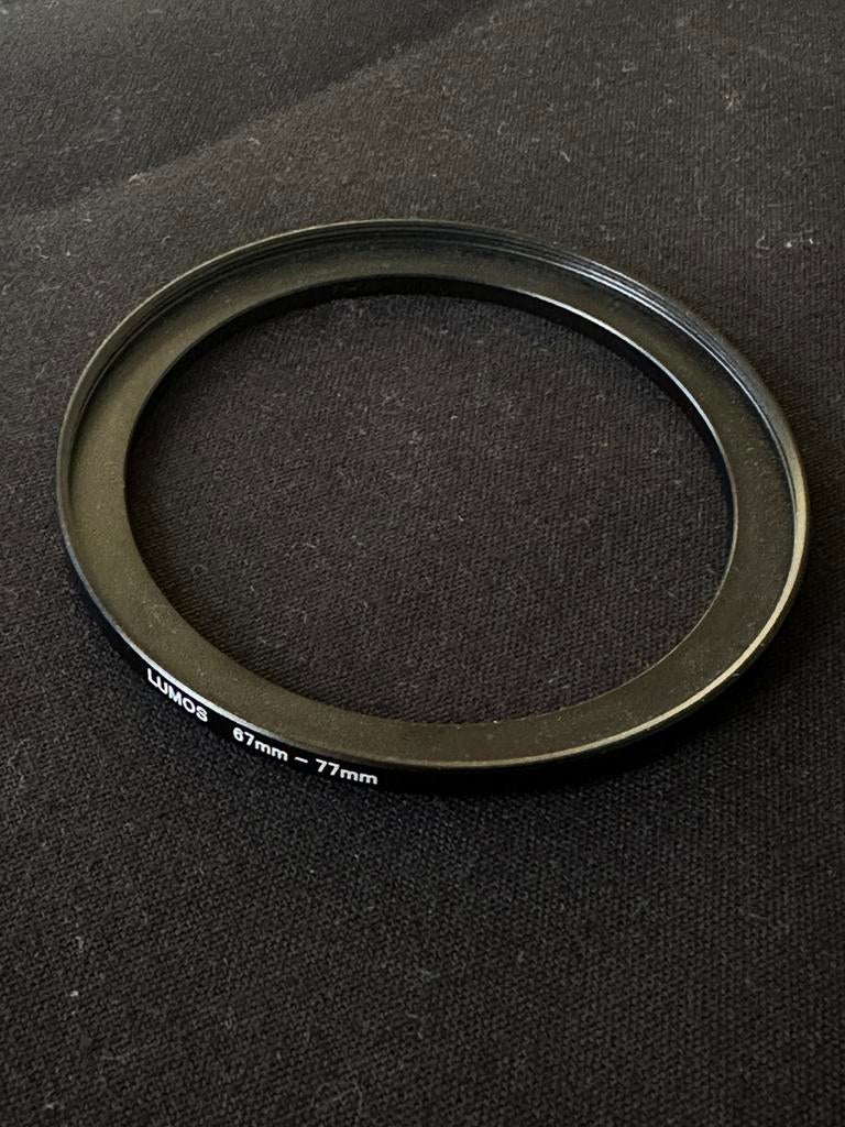 LUMOS 67mm to 77mm Step-Up Ring, Ophalen of Verzenden, Zo goed als nieuw, 70 tot 80 mm, Overige typen