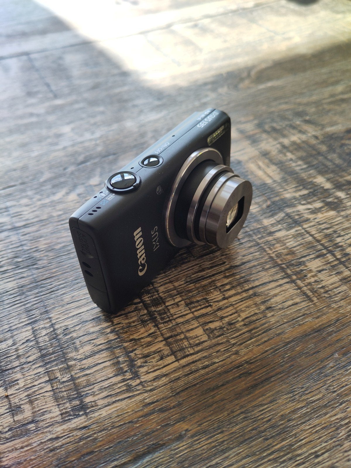 Canon IXUS 135 camera met 2 accu's, SD kaart, lader en tasje, Geheugenkaart, Ingebouwde flitser, Canon, 16 megapixels