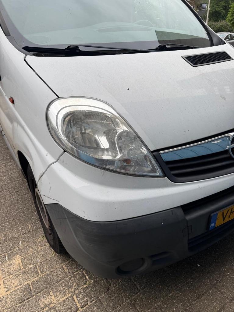 Opel Vivaro 2.0 D 66KW L2 €4450,-, Auto's, Bestelauto's, 1995 cc, 4 cilinders, 1723 kg, Wit