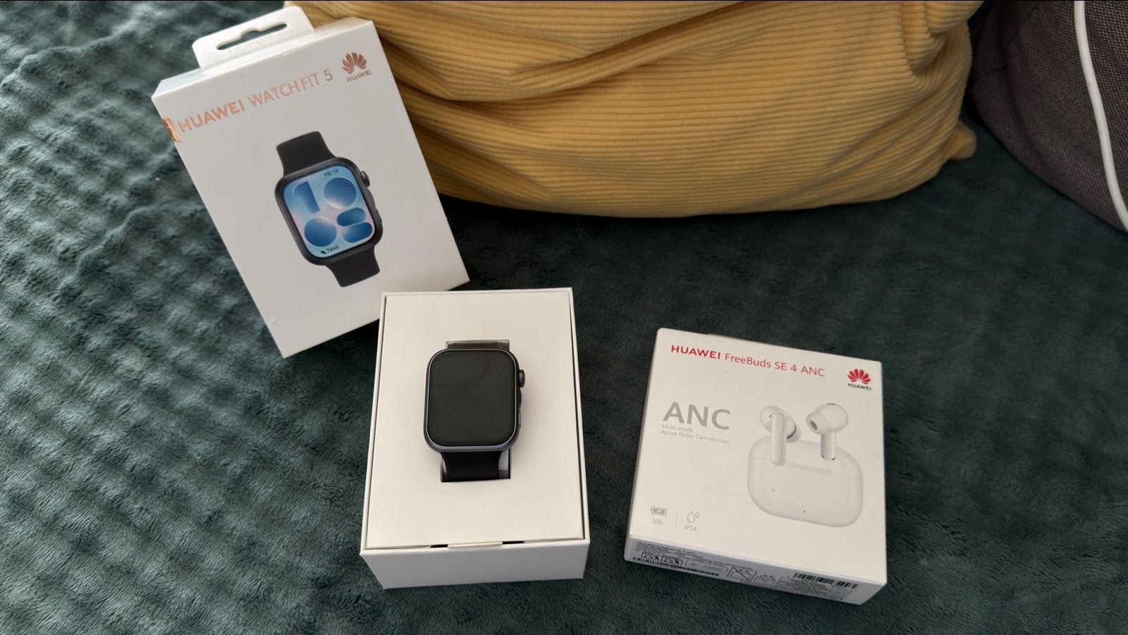 Huawei Watch Fit 5 en FreeBuds SE 4 ANC - Zo goed als nieuw, Ophalen of Verzenden, Zo goed als nieuw