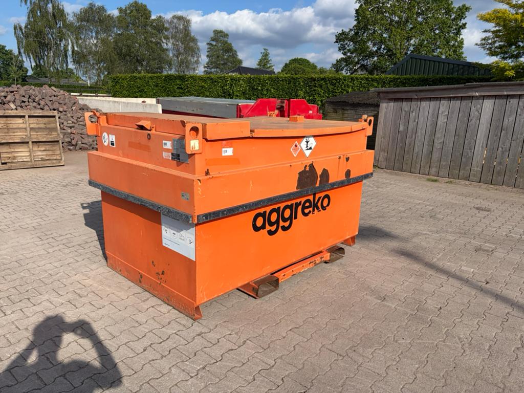 Dieseltank 3000L, Tuin en Terras, Ophalen, Beton, Terrastegels