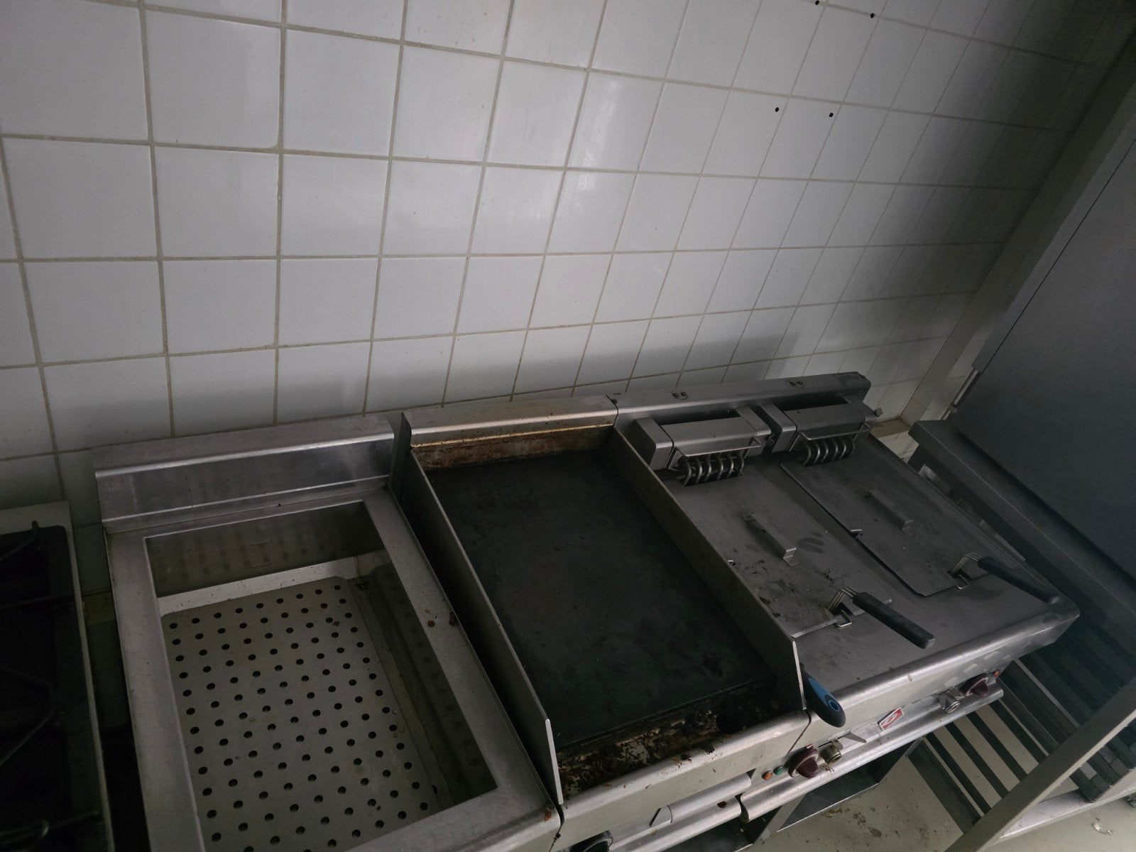 Professionele Horeca Keukenlijn - Frituur, Grill, Bain-marie, Ophalen of Verzenden, Gebruikt, Fornuis, Frituur en Grillen