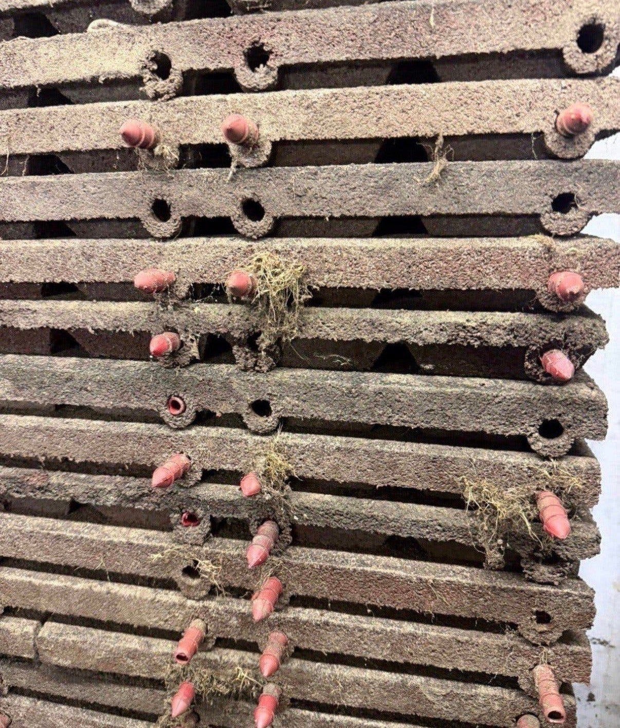 Beschadigde rubberen tegels 4,5cm dik €1 pst, Ophalen, Gebruikt, Rubber, 10 m² of meer